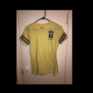 hollister yellow tee